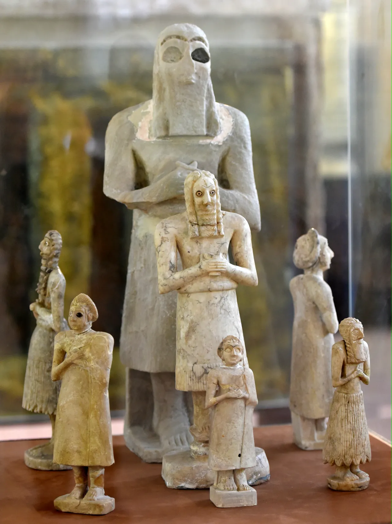 Eshnunna Statues 1